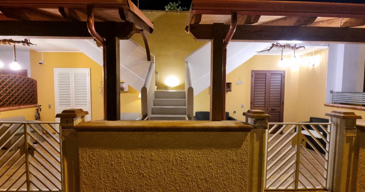 شقة La Terrazza Dei Nonni توري سبيشيا روجيري المظهر الخارجي الصورة